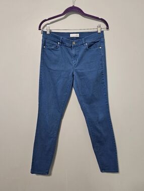 LOFT Skinny Jeans in Blue Wash
